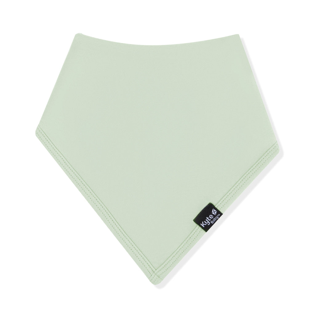 Bib in Basil