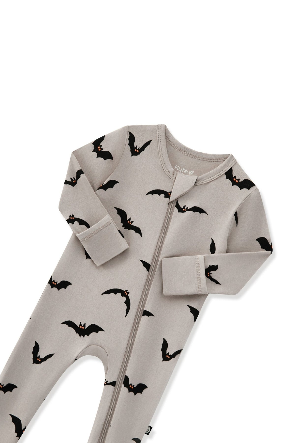 Zippered Footie in Bats