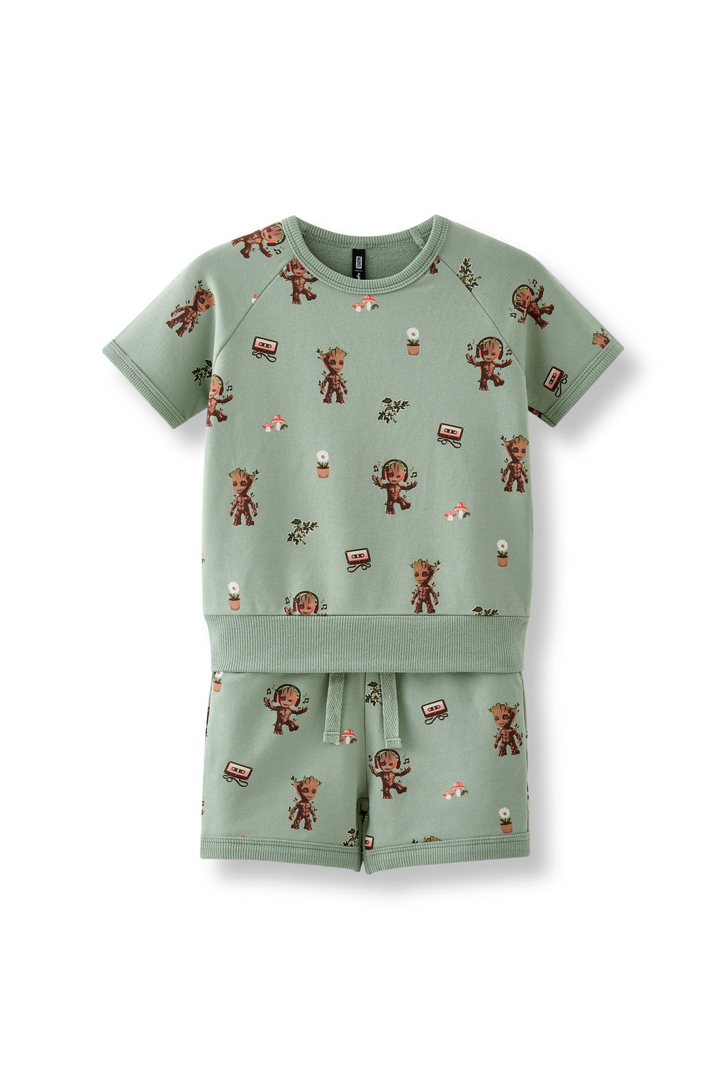 Short Sleeve Jogger Set in Groot