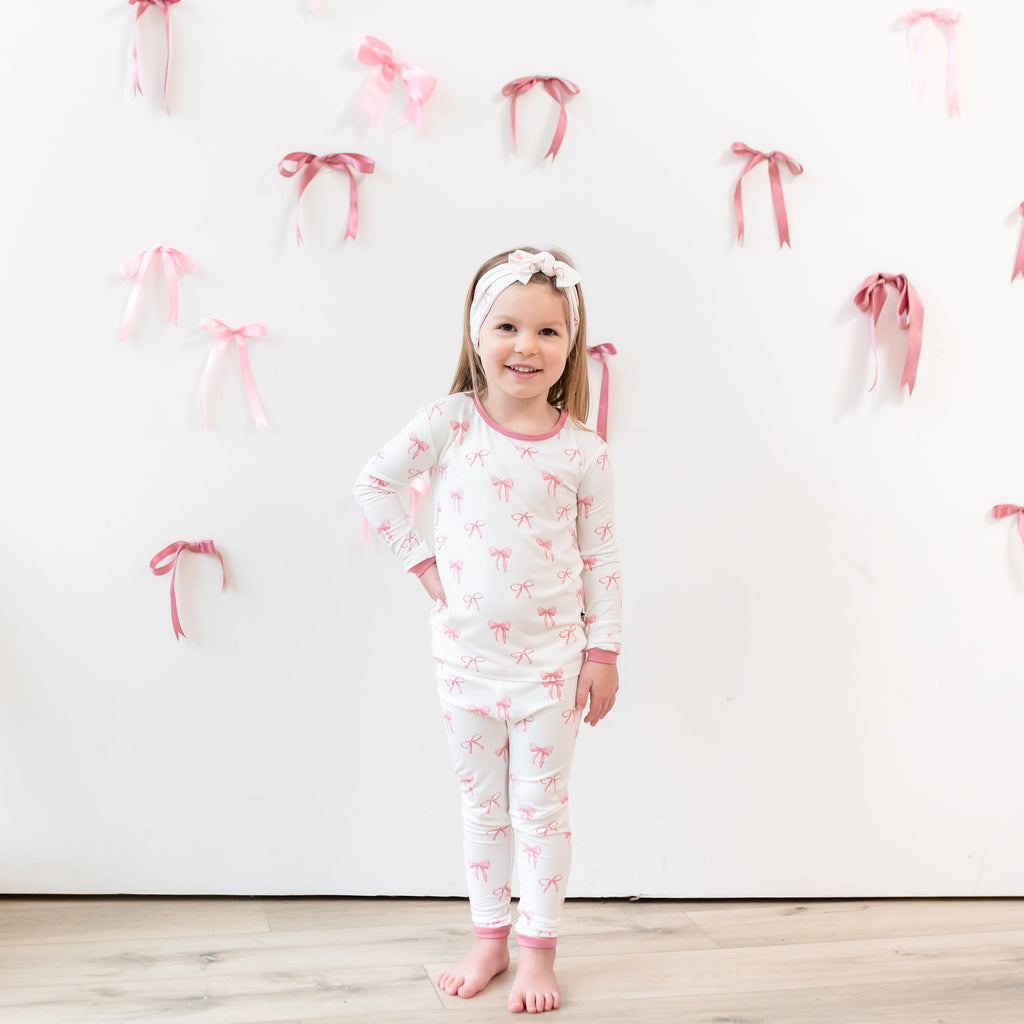 Long Sleeve Pajamas in Bow