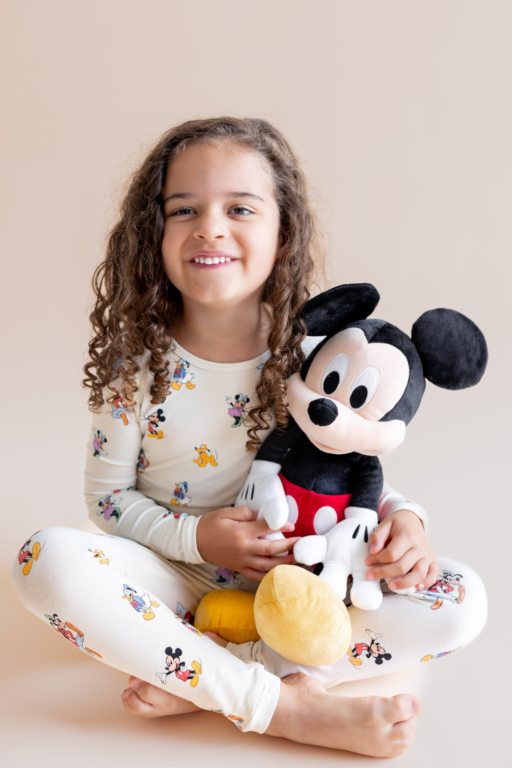 Long Sleeve Pajamas in Mickey Mouse & Friends