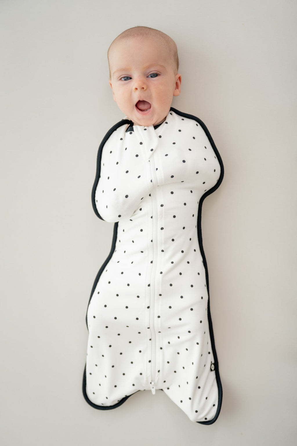 Swaddle Bag in Midnight Polka Dot 0.5