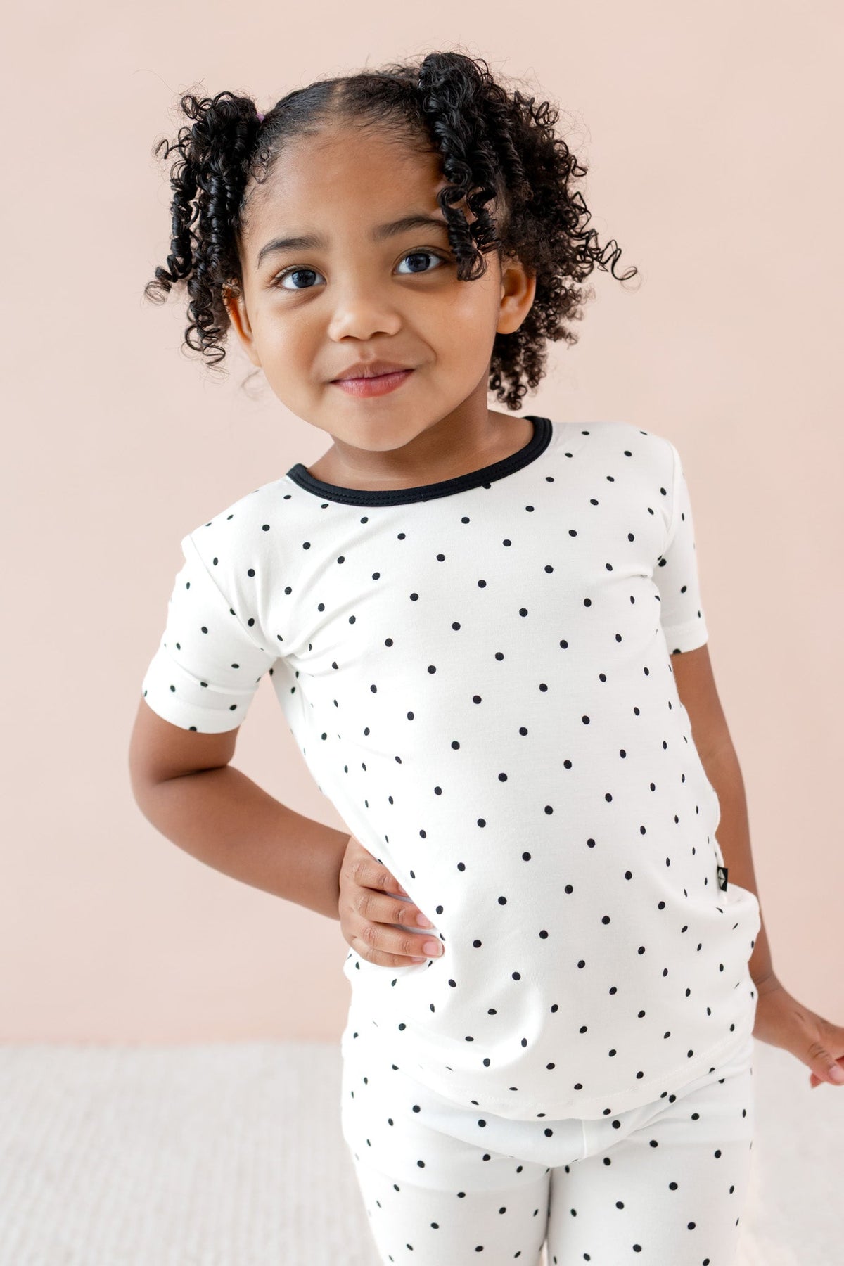 Short Sleeve Pajamas in Midnight Polka Dot