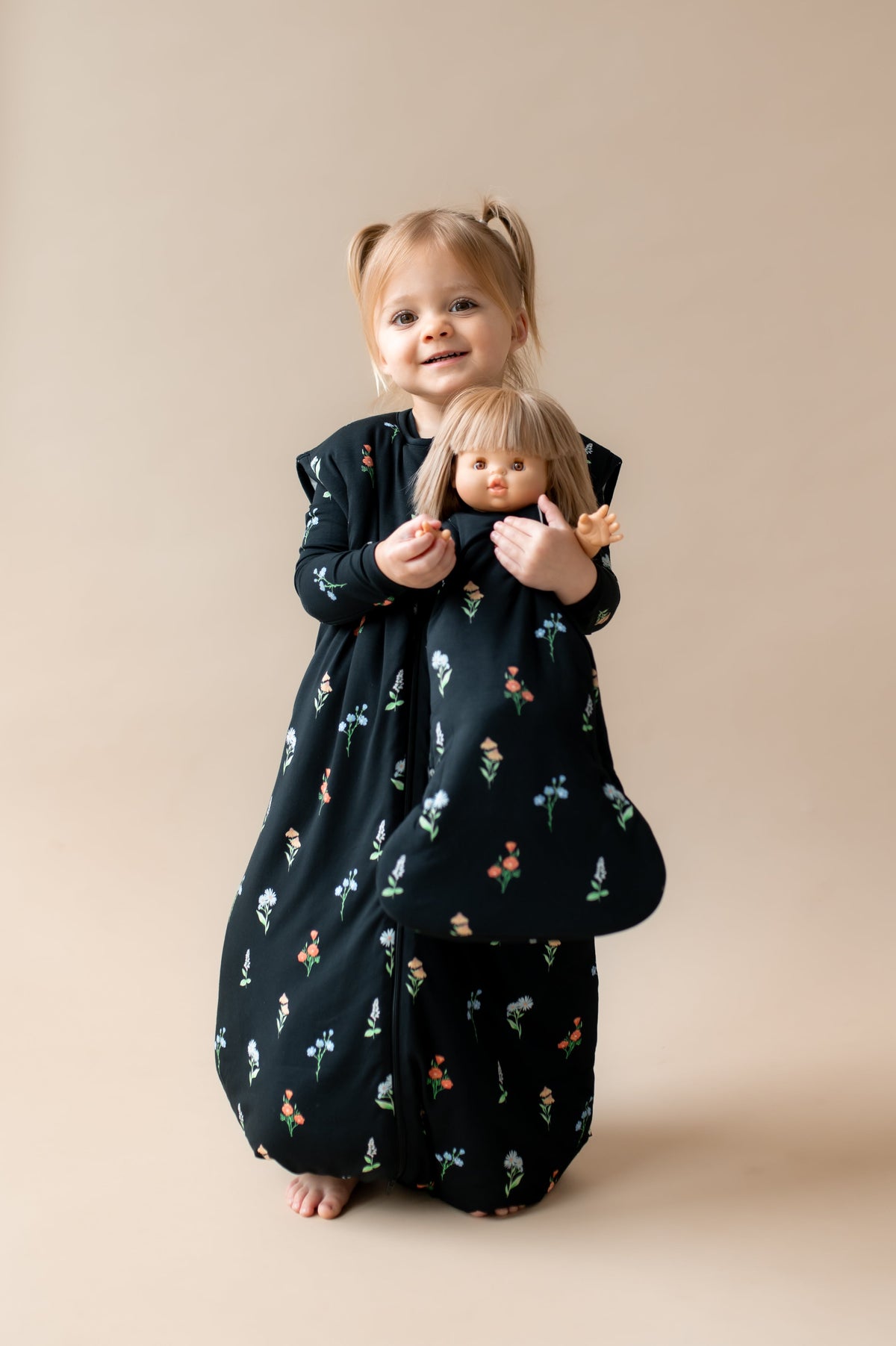 Sleep Bag Walker in Midnight Wildflower 2.5