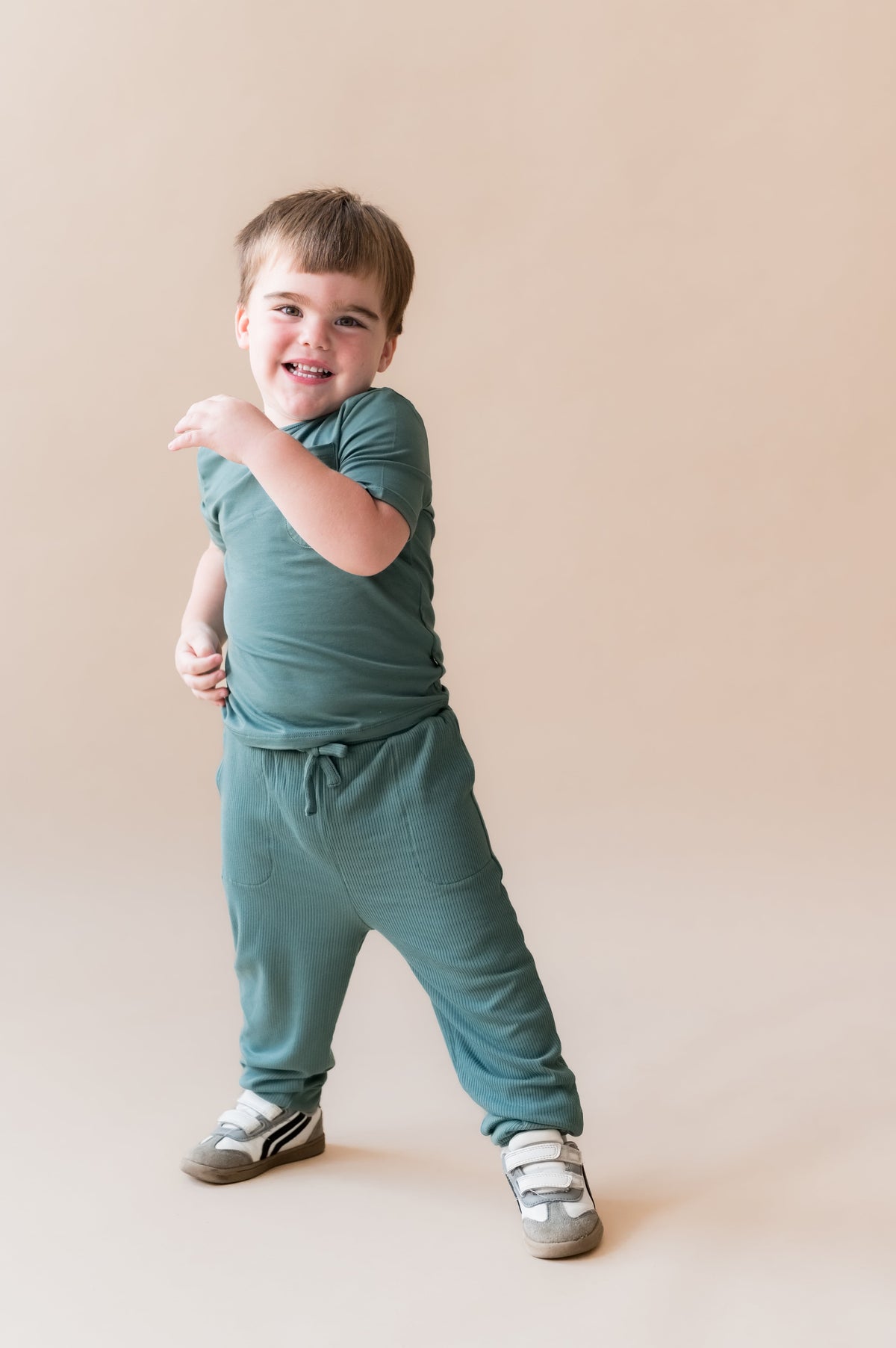 Ribbed Jogger Pant in Pine