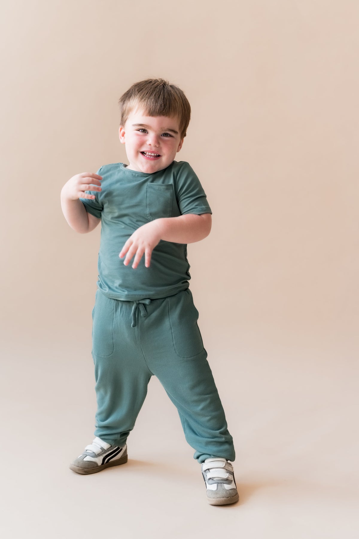 Ribbed Jogger Pant in Pine