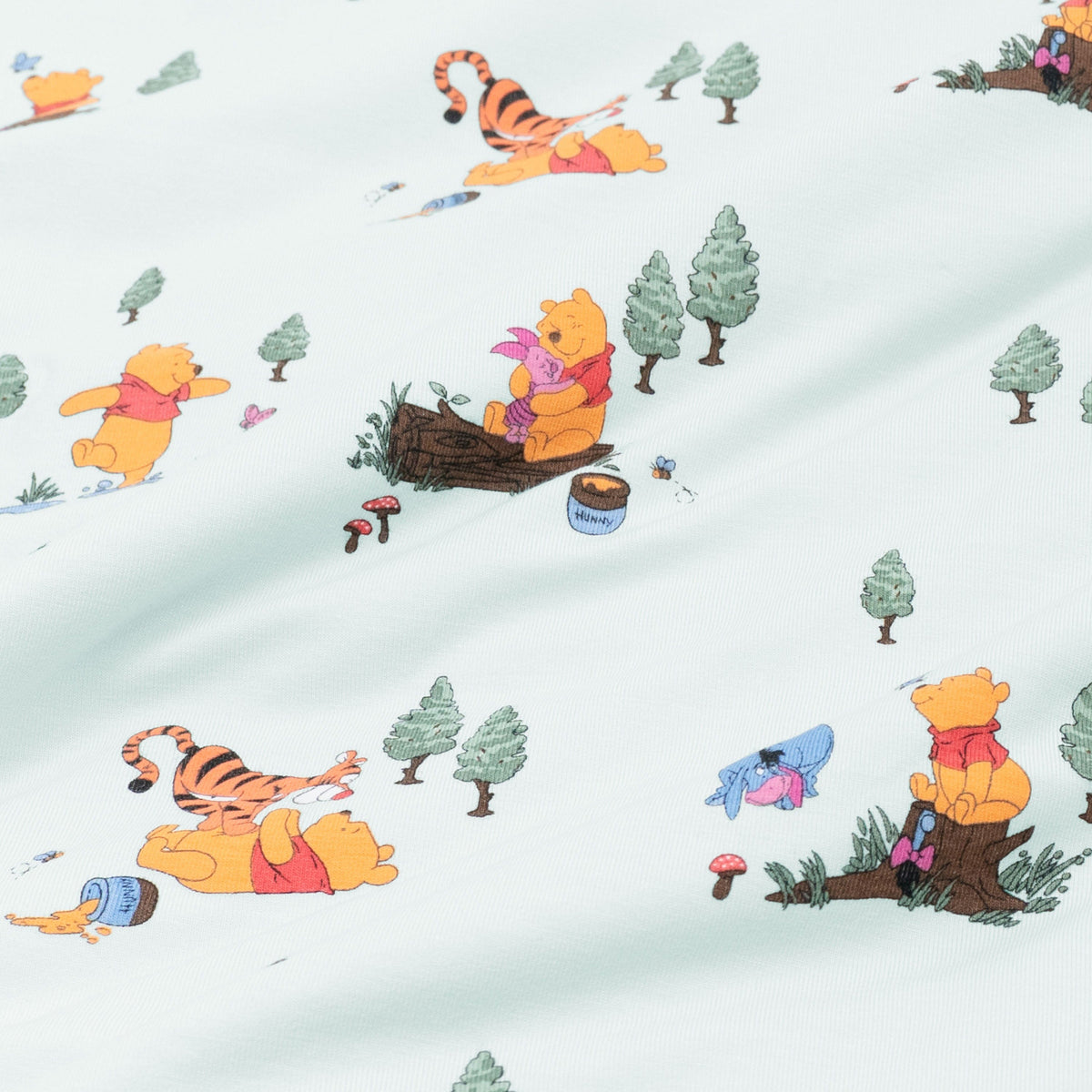 Swaddle Bag in Winnie the Pooh Hundred Acre Wood 0.5