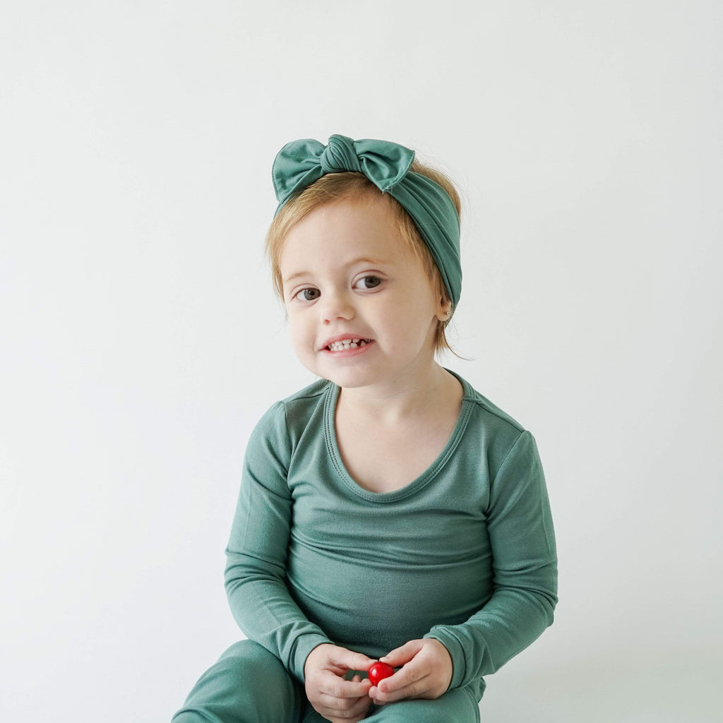 Knotted Bow Headband in Pine