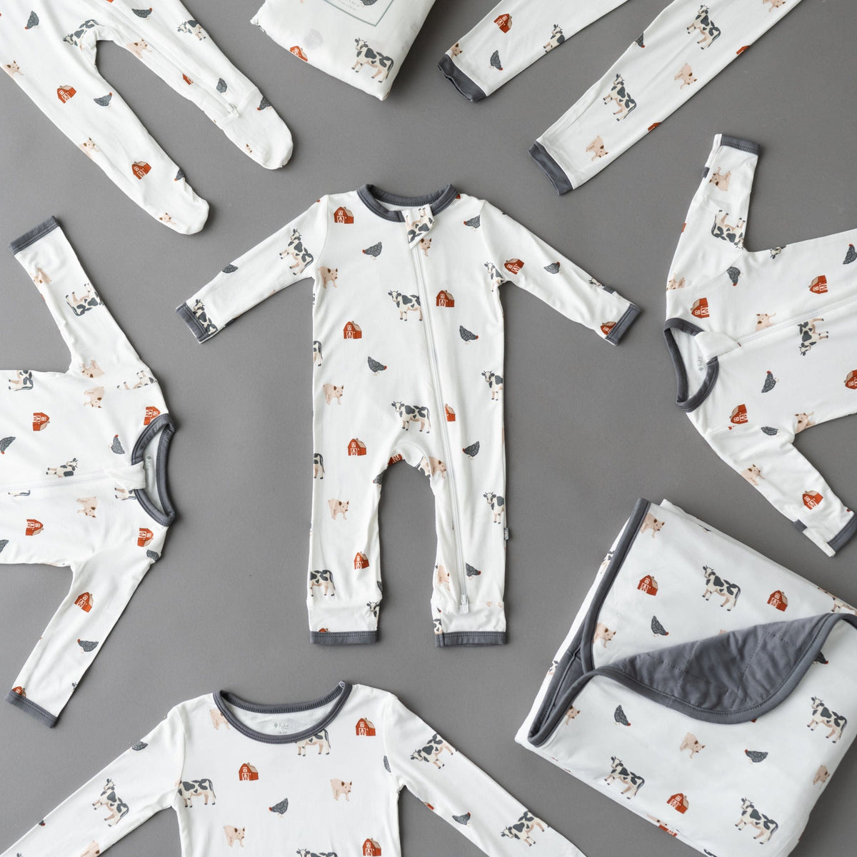 Zippered Footie in Farm